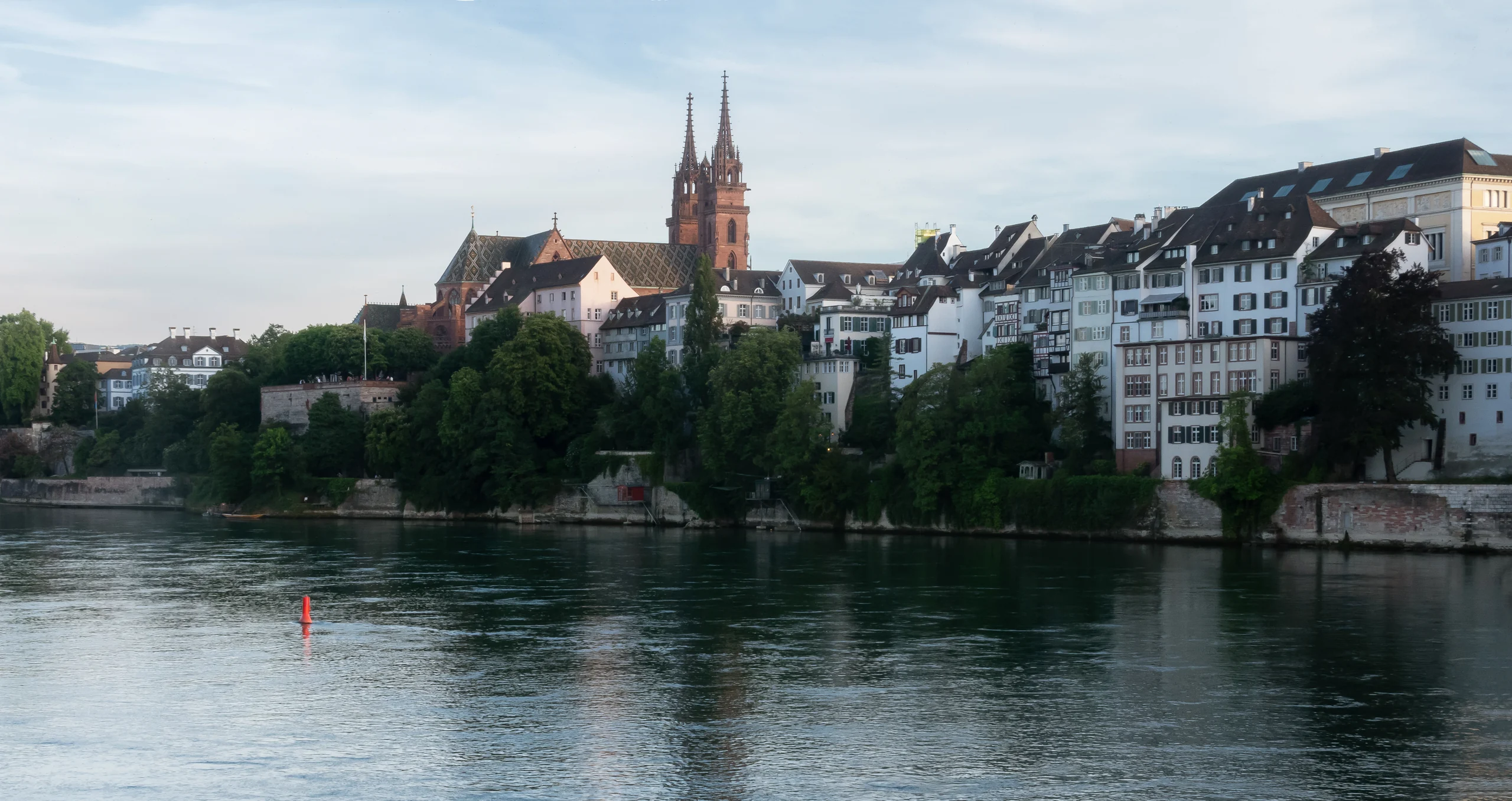 Basel Münster above the Rhine, seen from Mittlere Brücke